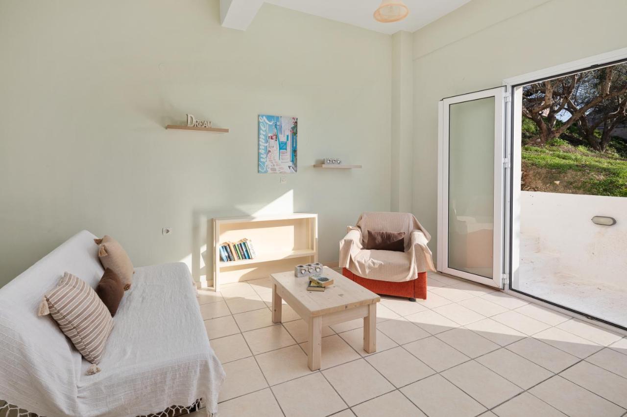 Panorama Apartments Afión Zewnętrze zdjęcie