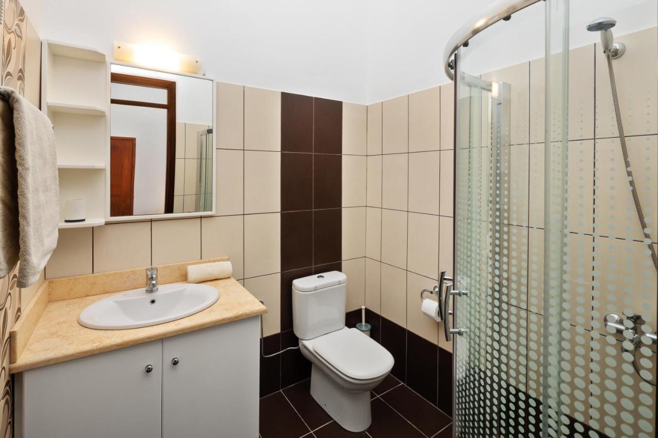 Panorama Apartments Afión Zewnętrze zdjęcie